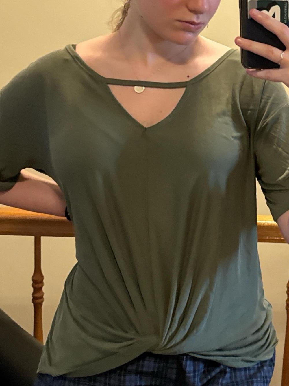 lucky brand green twist v-neck cut-out top